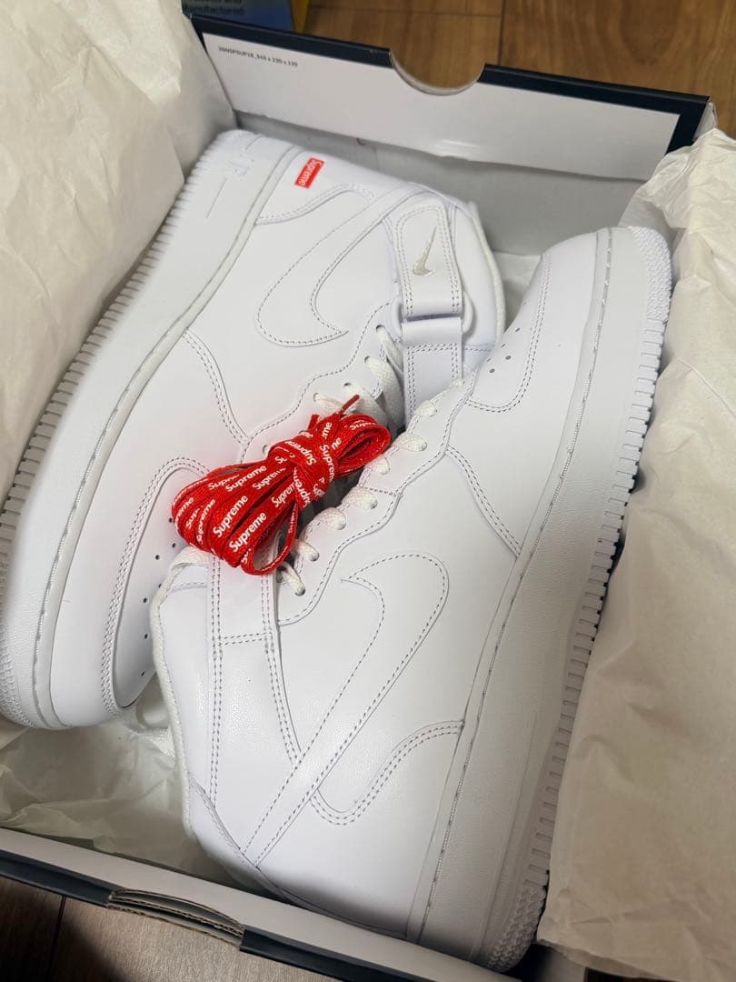 靴 Supreme x Nike BOX LOGO AIR FORCE 1 MID