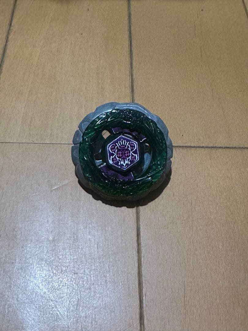 メタルファイトベイブレード　バクシンベルゼブ　正規品