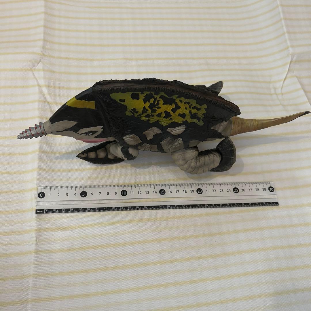 グビラ　エクスプラス フィギュア 箱無し