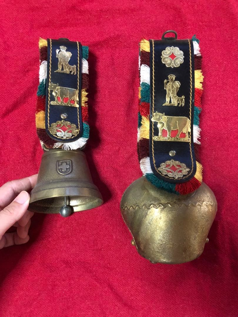 スイス製 カウベル 大と中2点 - メルカリ