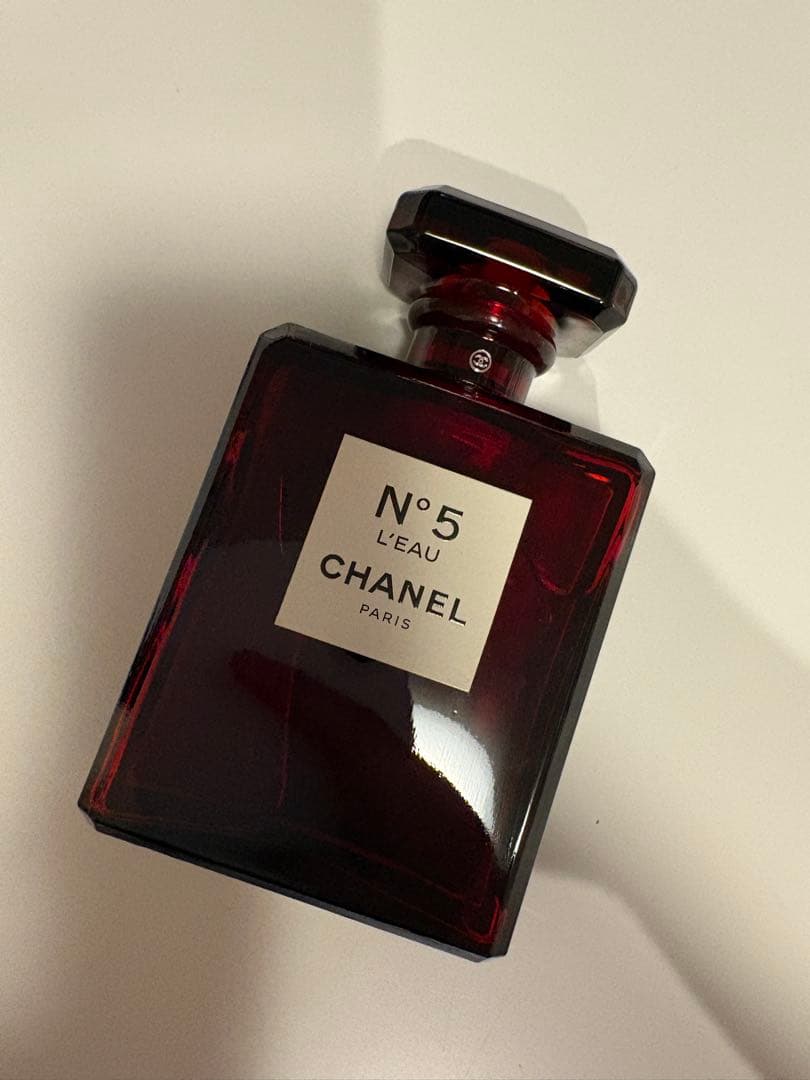 CHANEL N°5 L'EAU 2018年限定ボトル　100ml