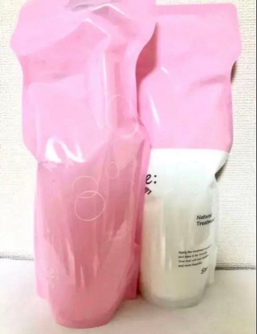 アジュバン　ナチュラルシャンプー600mlトリートメント600g