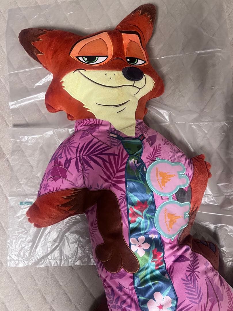 ニック クッション 等身大 ズートピア - メルカリ