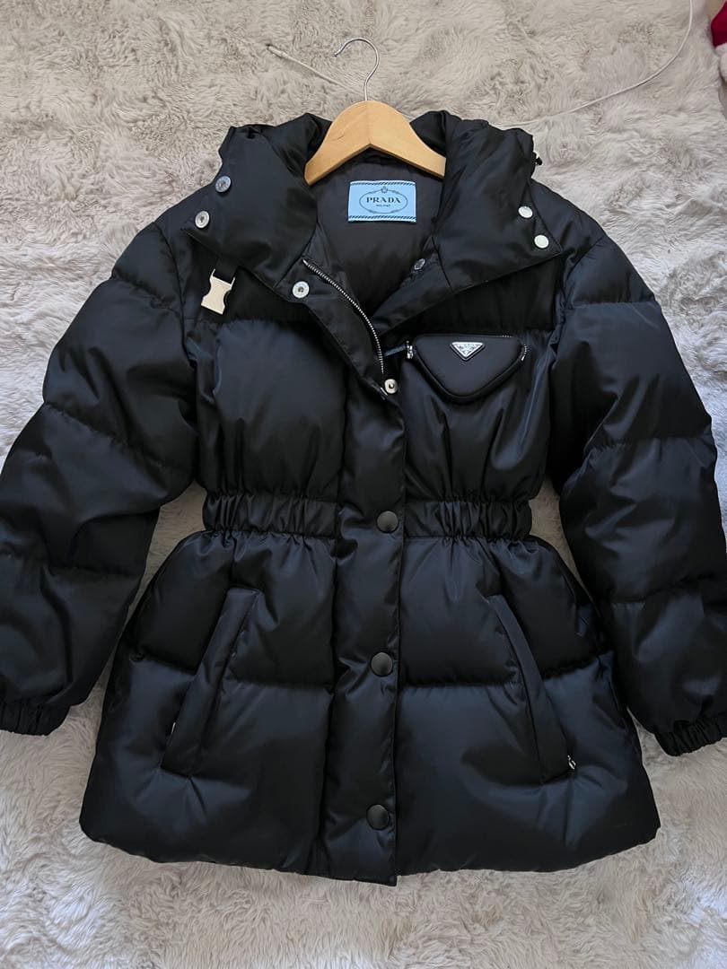正規品 23AW PRADA ポーチ Re-Nylon ダウンジャケット 36