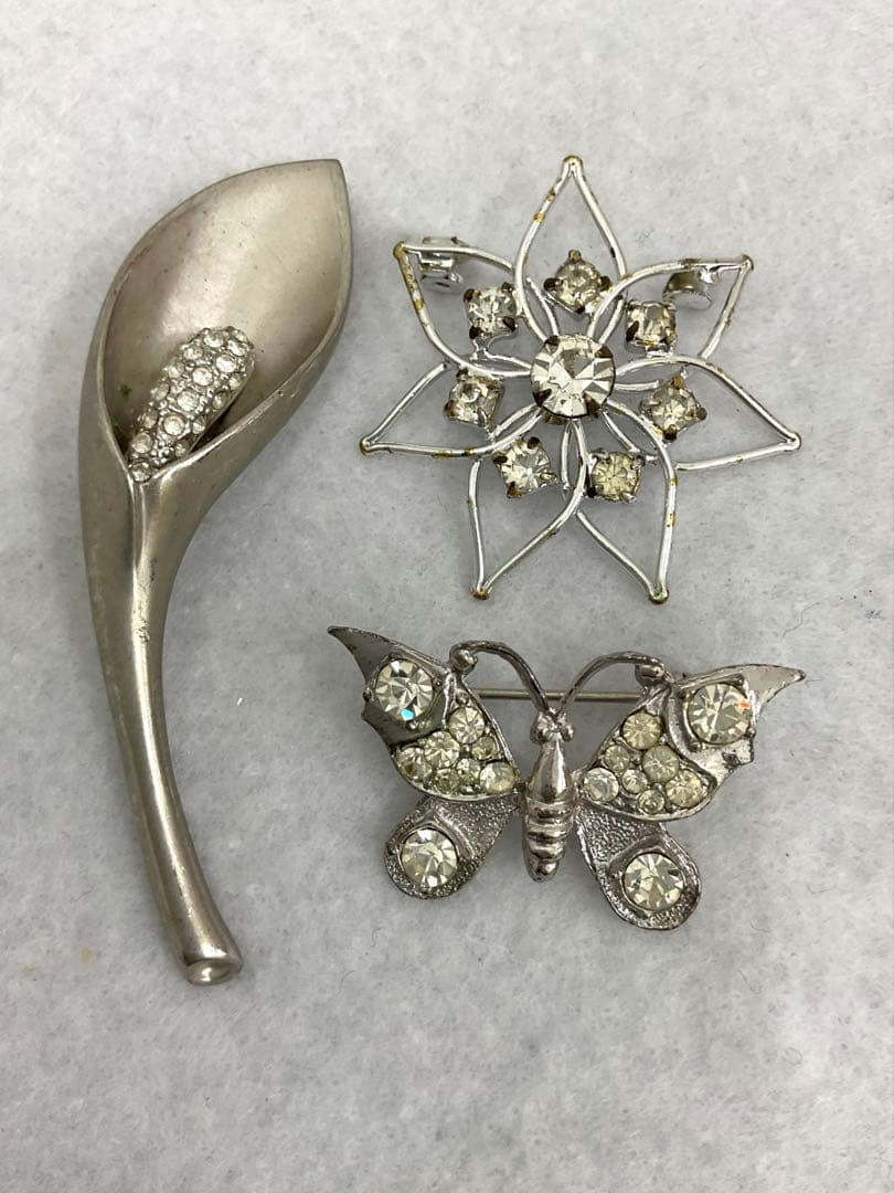 23.541【ブローチ】ヴィンテージ アンティーク - メルカリ