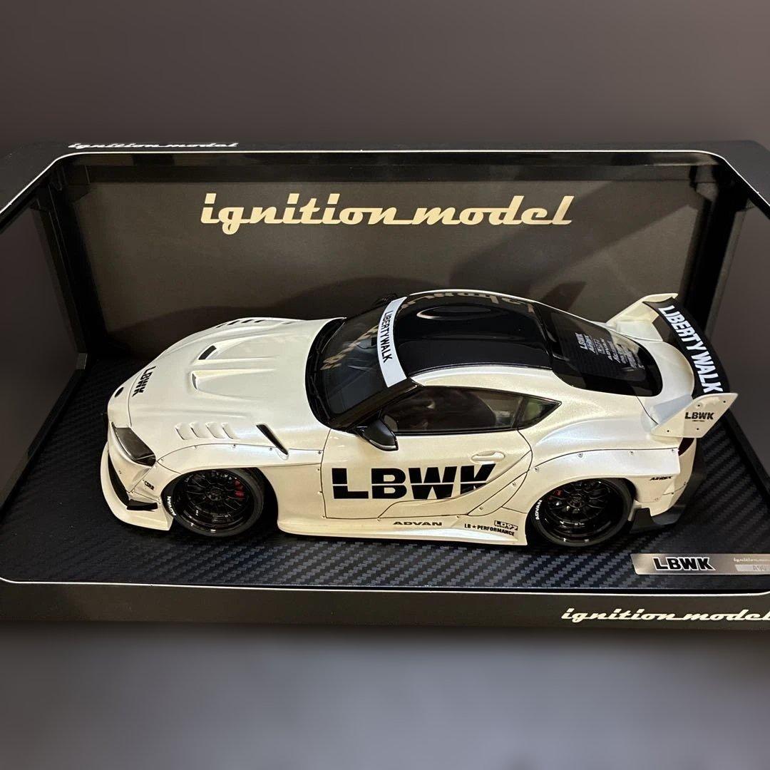 028 GRスープラ LBWK リバティウォーク仕様 1/18スケール ミニカー