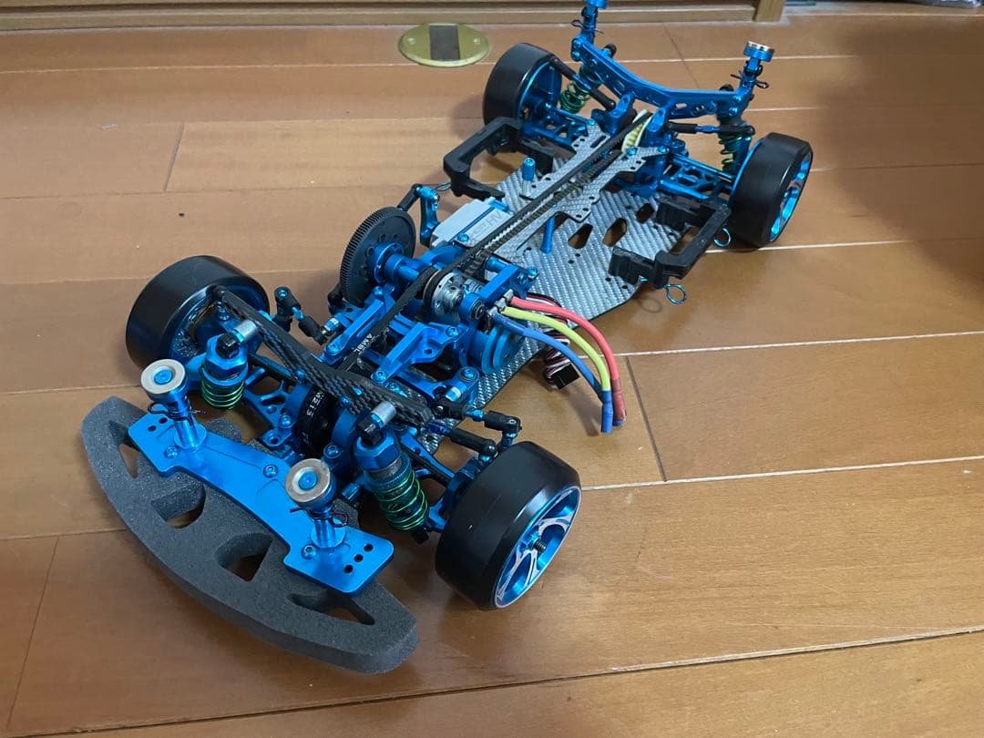 【希少/未走行】タミヤ TA-05 コンバージョン スクエア ホワイトカーボン 希少/美品】タミヤ TA-05 コンバージョン スクエア ホワイトカーボン