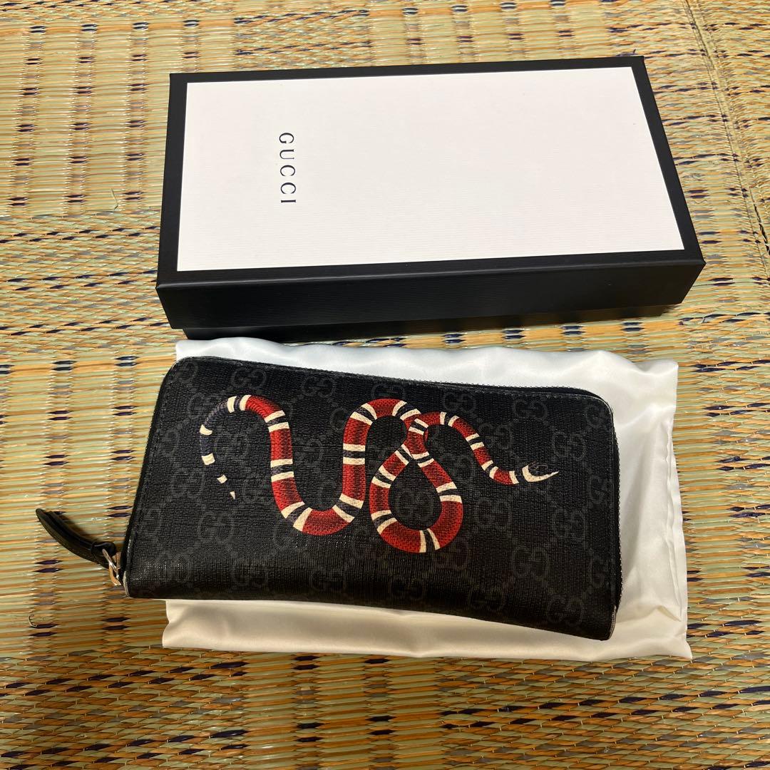 gucci ヘビ 財布 gg柄 キングスネーク グッチ