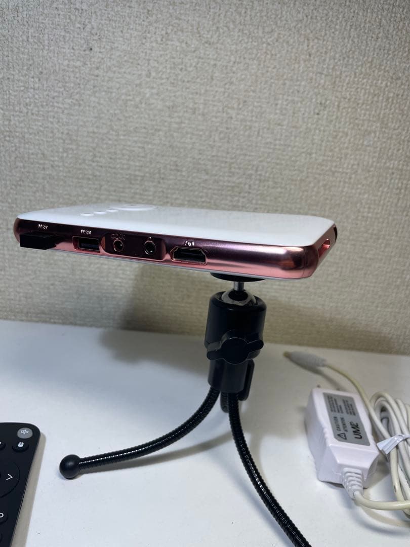 UENO-mono KABENI プロジェクター T89 カベーニ - メルカリ