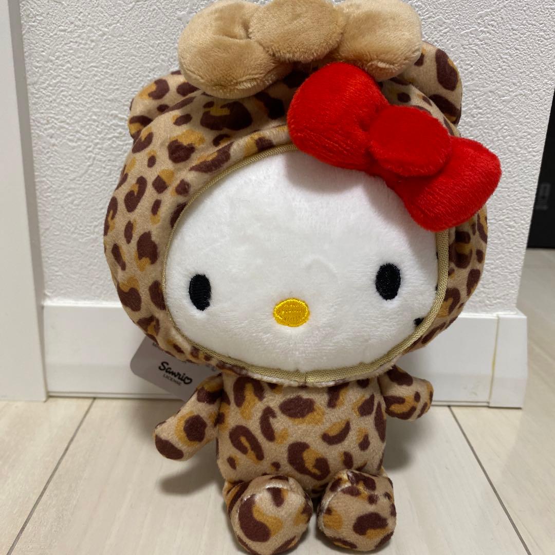 ハローキティ50周年ぬいぐるみ アベイルマスコットチャーム ヒョウ柄