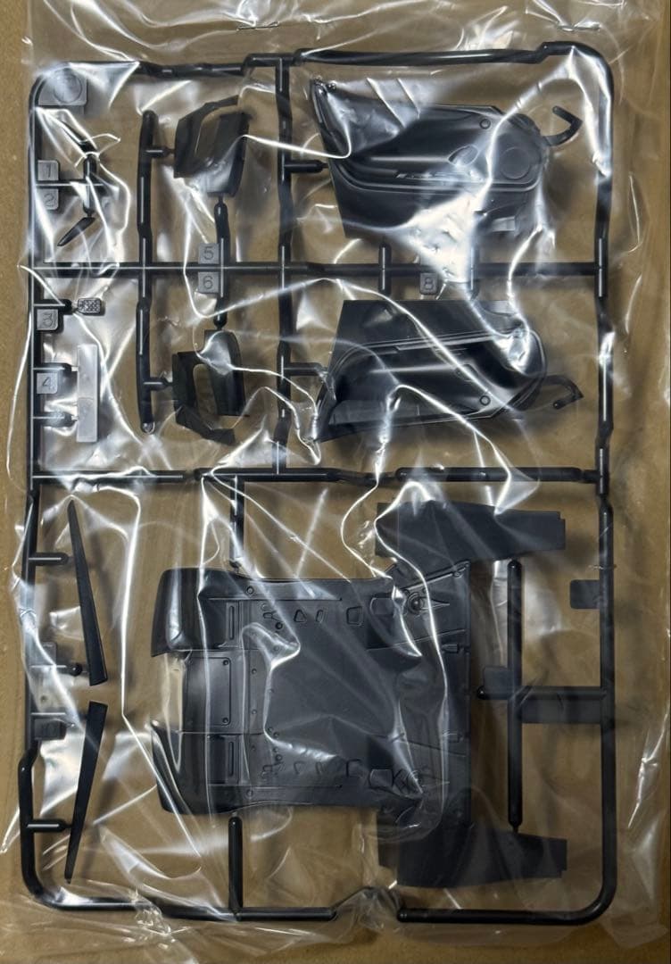 1/24 ラ フェラーリ イエローバージョンとカーボンスライドマーク付き