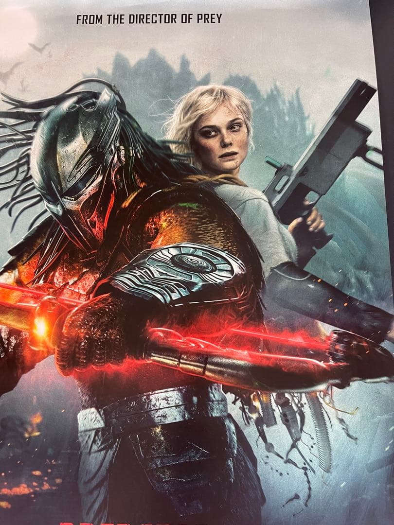 枚数限定*映画館用両面印刷ポスターINTL版:プレデター バッドランド