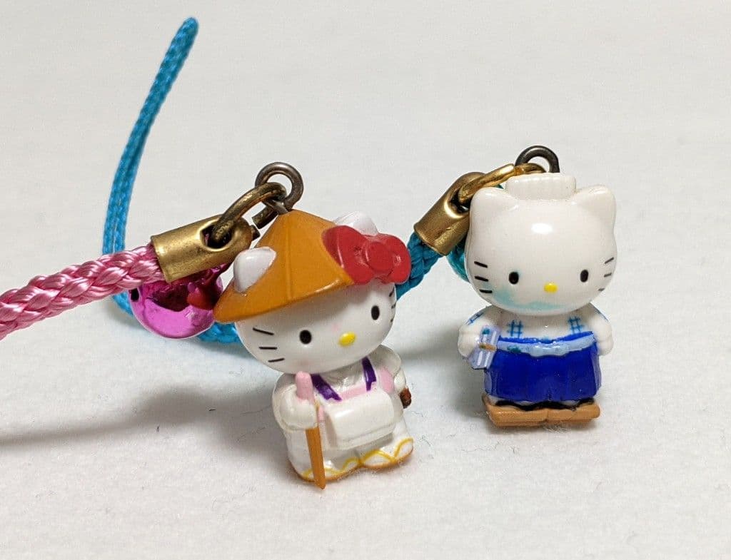 ご当地キティ4種☆ハローキティ ストラップ 限定品 根付 サンリオ
