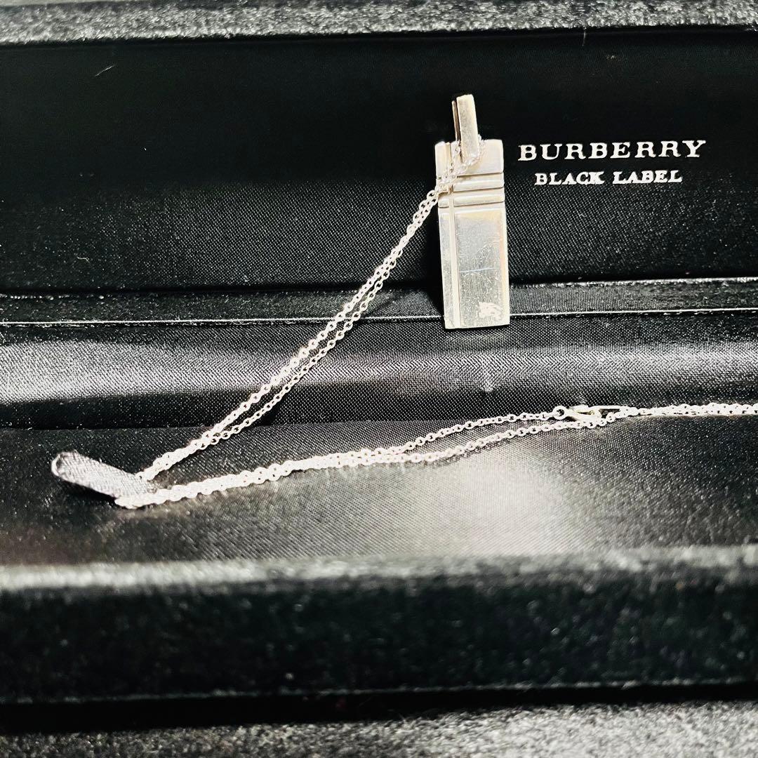 美品✨ バーバリーブラックレーベル シルバーネックレス ノバチェック