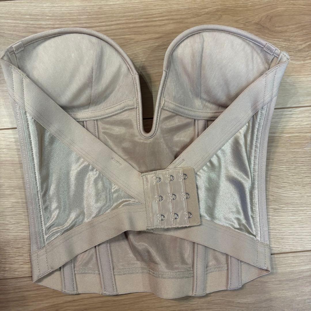 ラビーナ C70 ベージュ ビスチェ LaVenus - メルカリ