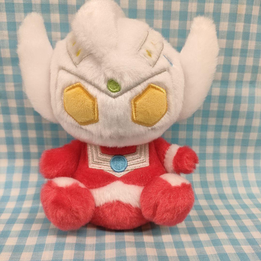 ウルトラマンタロウ ふわふわお座りぬいぐるみ - メルカリ