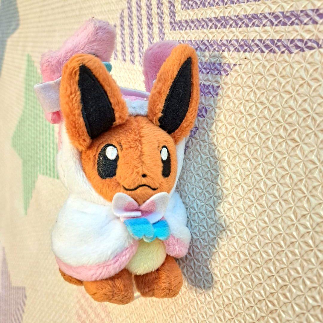 ニンフィアのポンチョ イーブイ フード付きぬいぐるみ キーホルダー