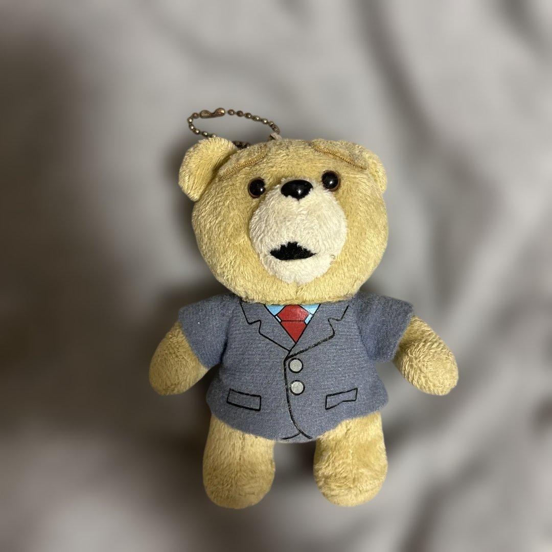 ぬいぐるみキーホルダー Ted - メルカリ