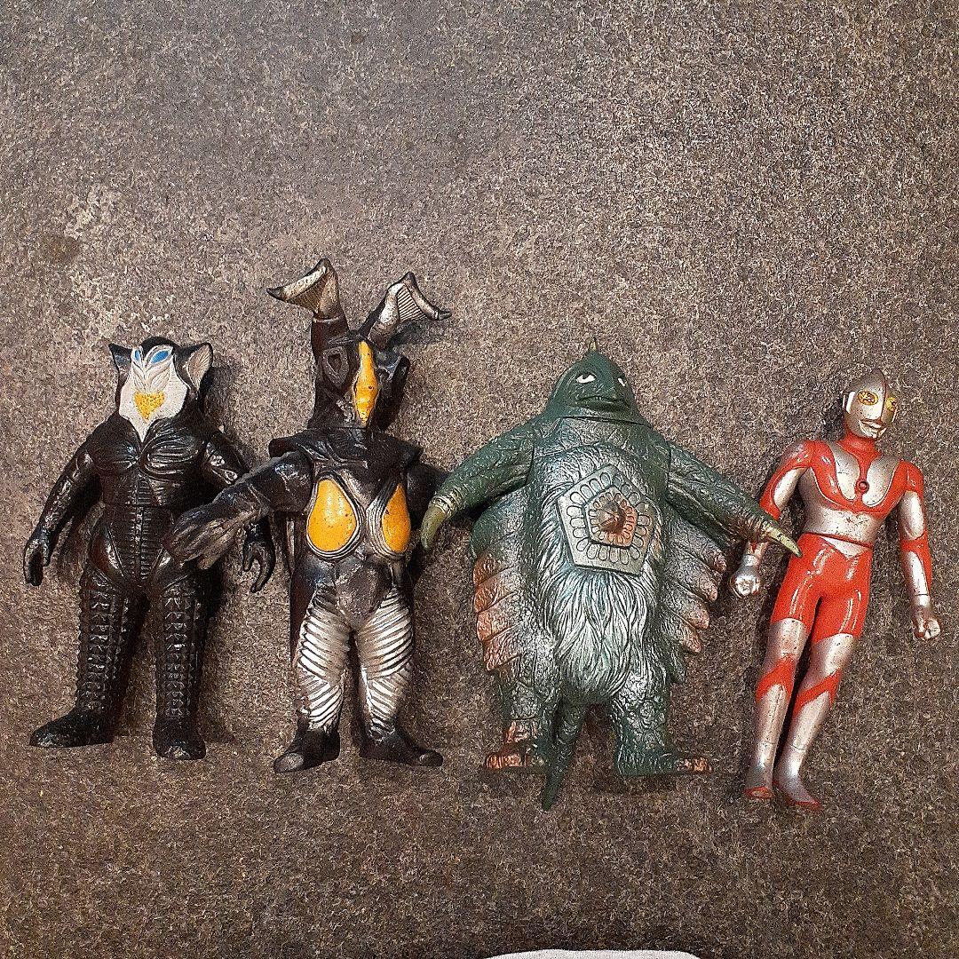円谷プロ ウルトラマン 怪獣 ソフビ 1983 - メルカリ