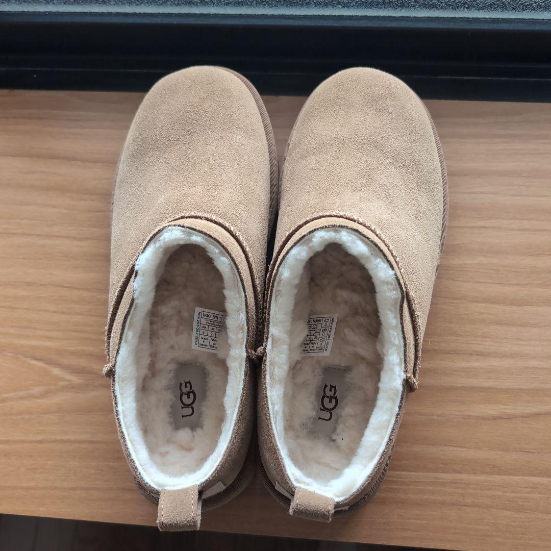 UGG W CLASSIC MICRO 9 CHE26センチ