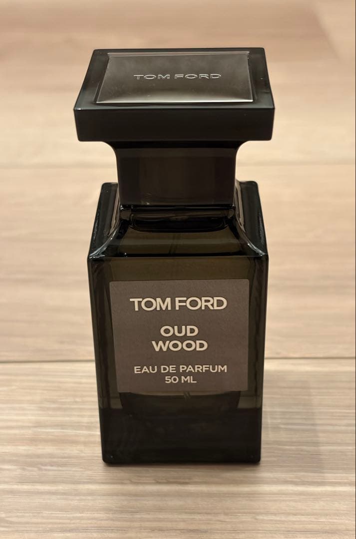 トムフォード ウードウッド　オードパルファム 50ml