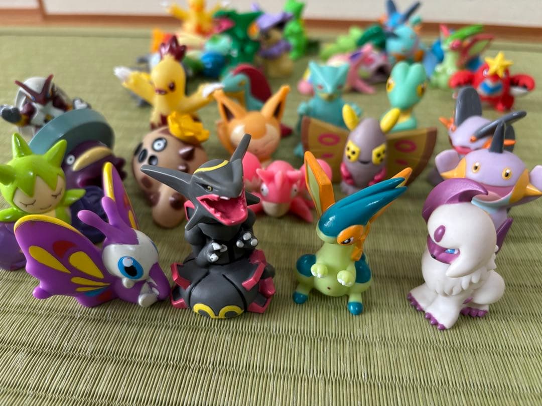 ポケモンキッズ 指人形 フィギュア 色違い レックウザ まとめ売り モンコレ ポケモン 指人形 レックウザ 色違い 黒いレックウザ 正規品 記名有り