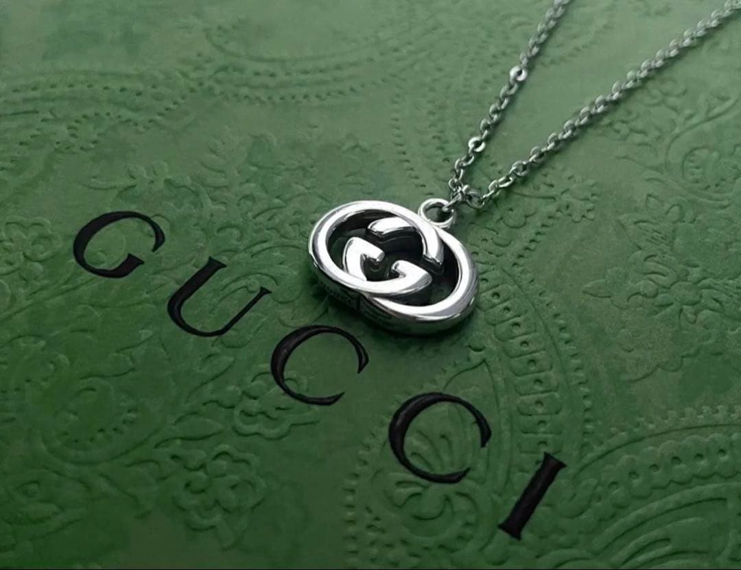 GUCCI ダブルGロゴ ネックレス - メルカリ