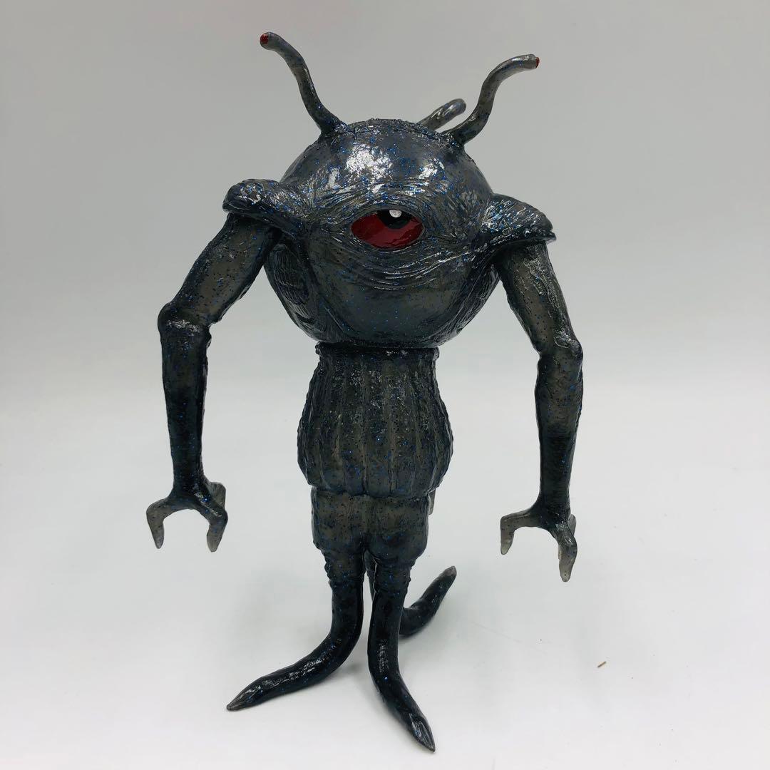 【限定色】マーミット GLOBSTERS ドロメダ星人 クリアブラック 赤黒目