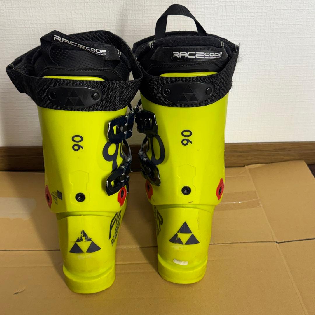 FISCHER 25〜25.5cm スキーブーツRC4 PODIUM 90