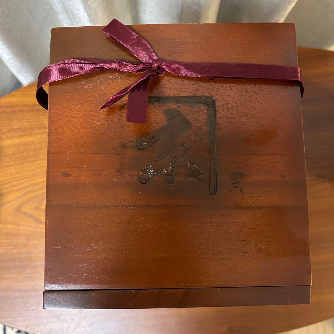 京屋酒造の「極」甕雫 原酒の大理石のかめグラスセット - メルカリ