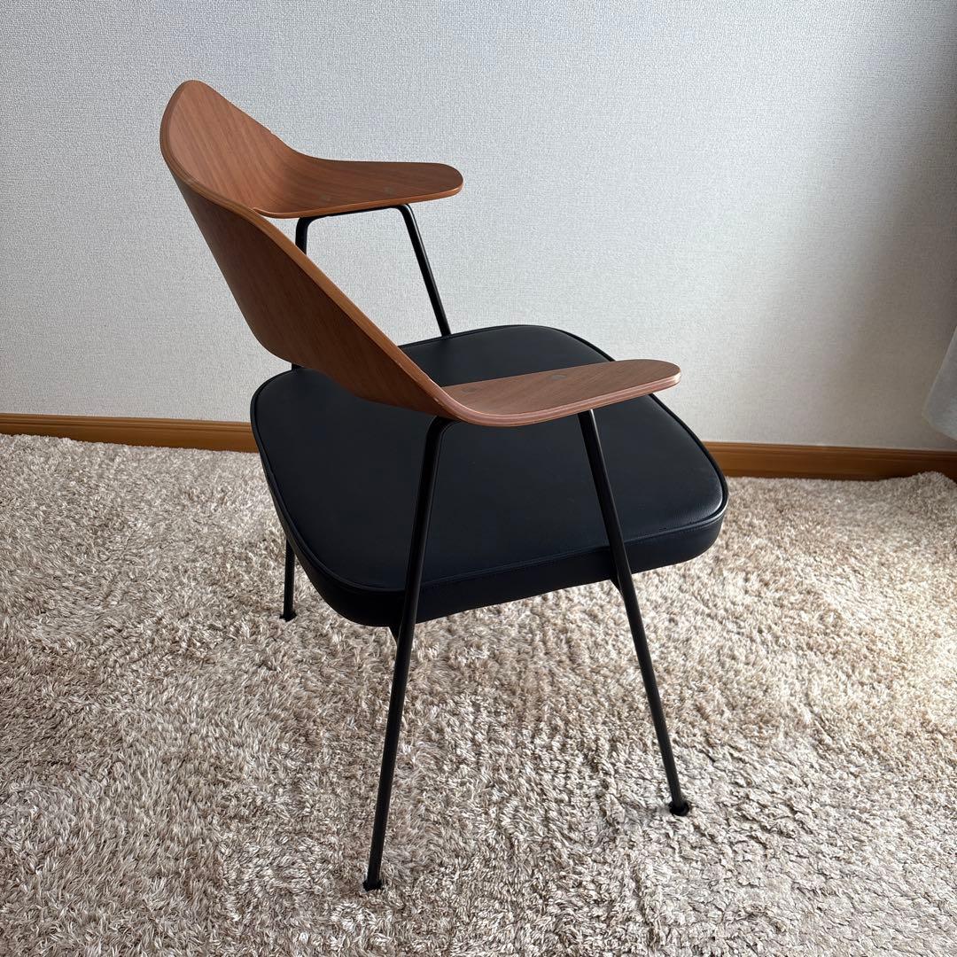 2.Case Furniture 675チェア ACTUS 本革 - メルカリ