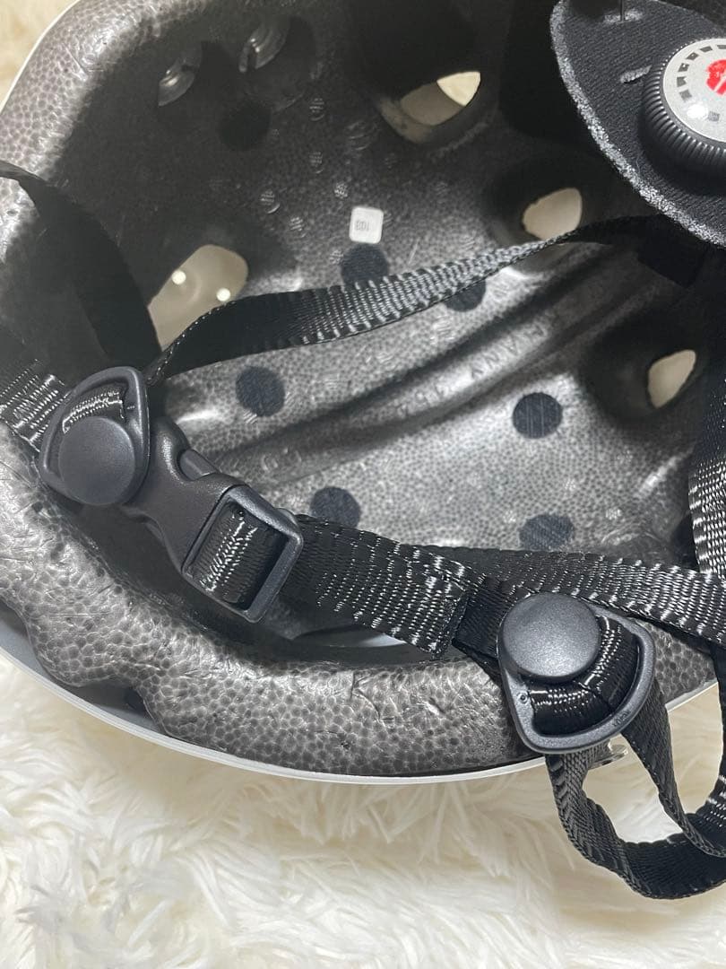 希少 CHANEL シャネル ヘルメット IDENTIFICATION 白 - メルカリ