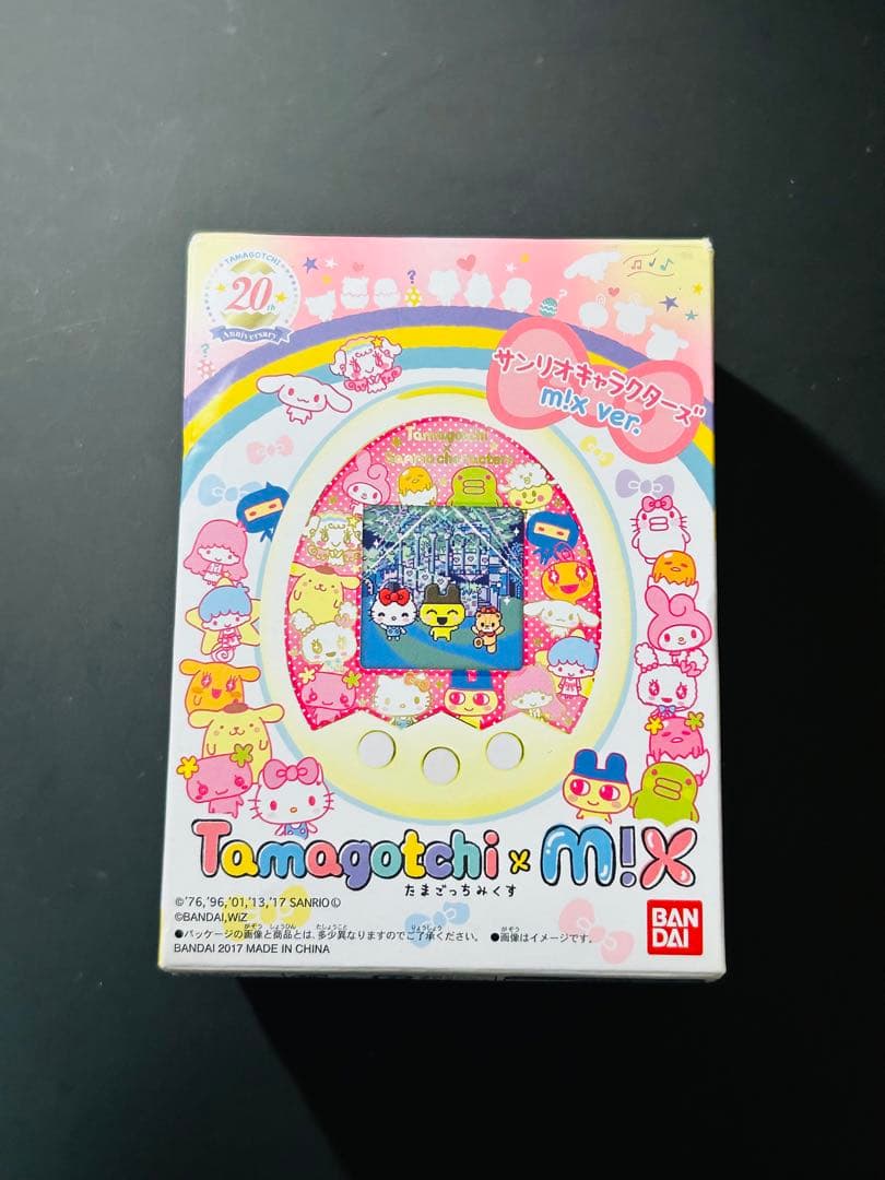 極美品 たまごっち みくす mix サンリオキャラクターズ イエロー TAMAG