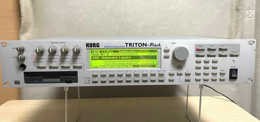 KORG TRITON-Rack 拡張3枚付 音源モジュール 宅配買取】KORG TRITON-Rack SC-8850 MIDI音源機器などを岐阜県羽島市