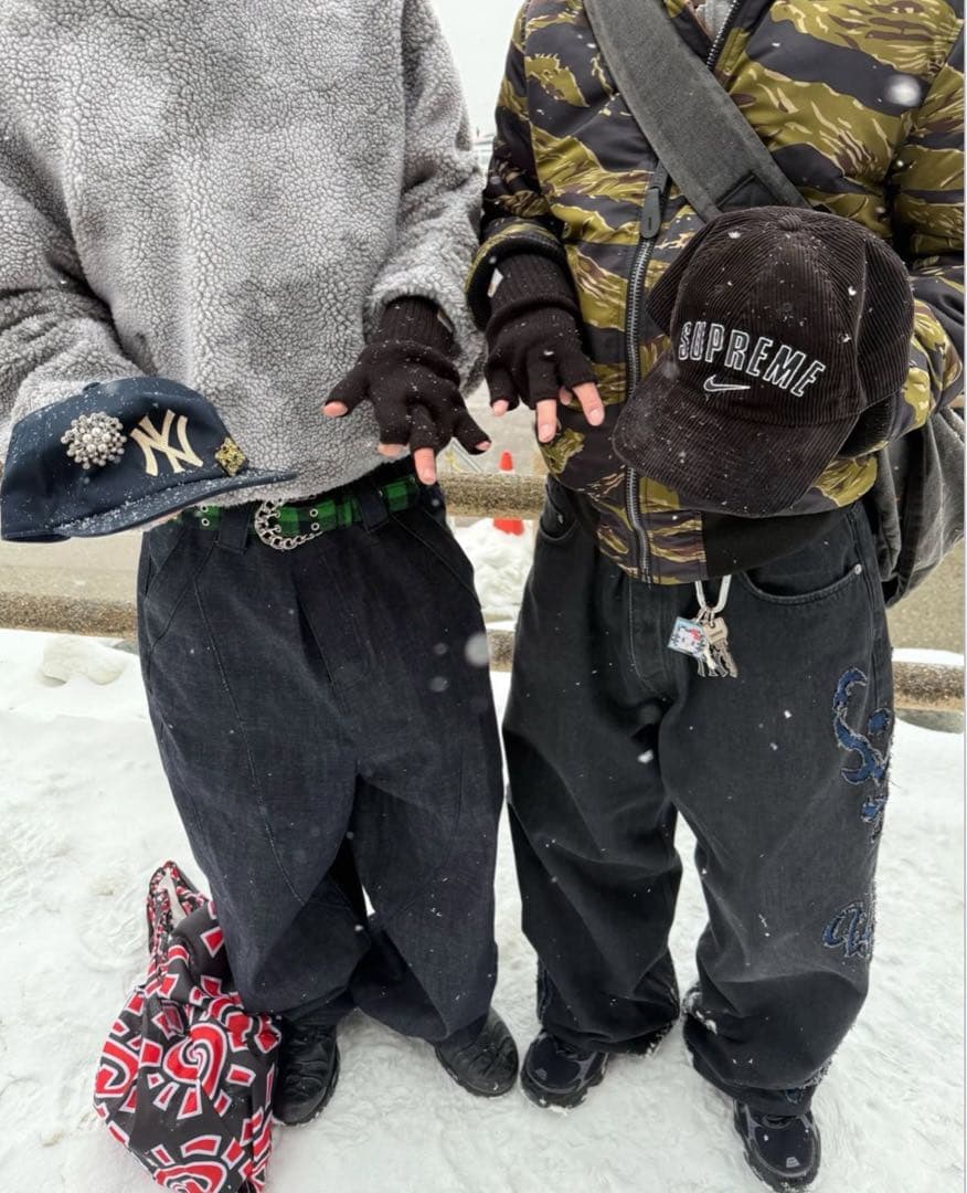 【円堂守着用】Supreme/Nike Arc Corduroy 6-Panel