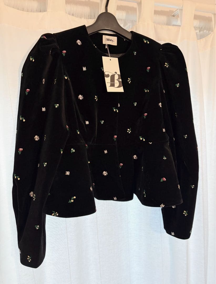 【新品タグ付】Bibiy B. STARRY PEPURAMU CARDIGAN
