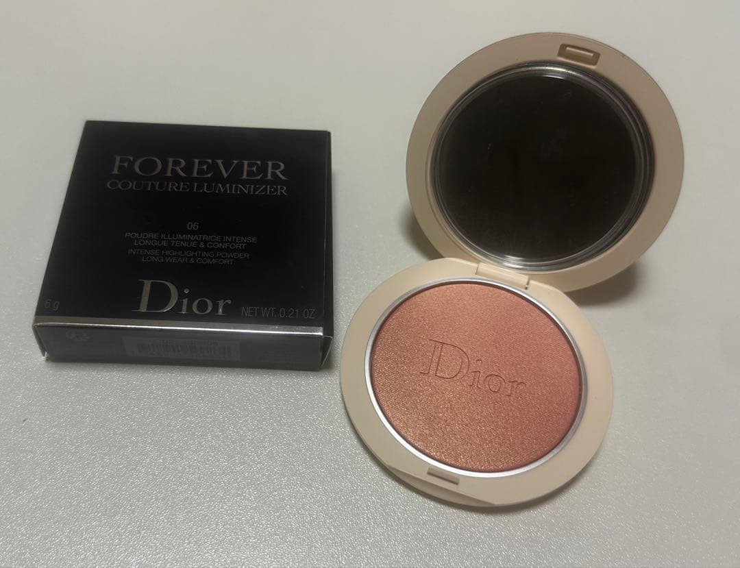 Dior スキンフォーエヴァークチュール ルミナイザー 06
