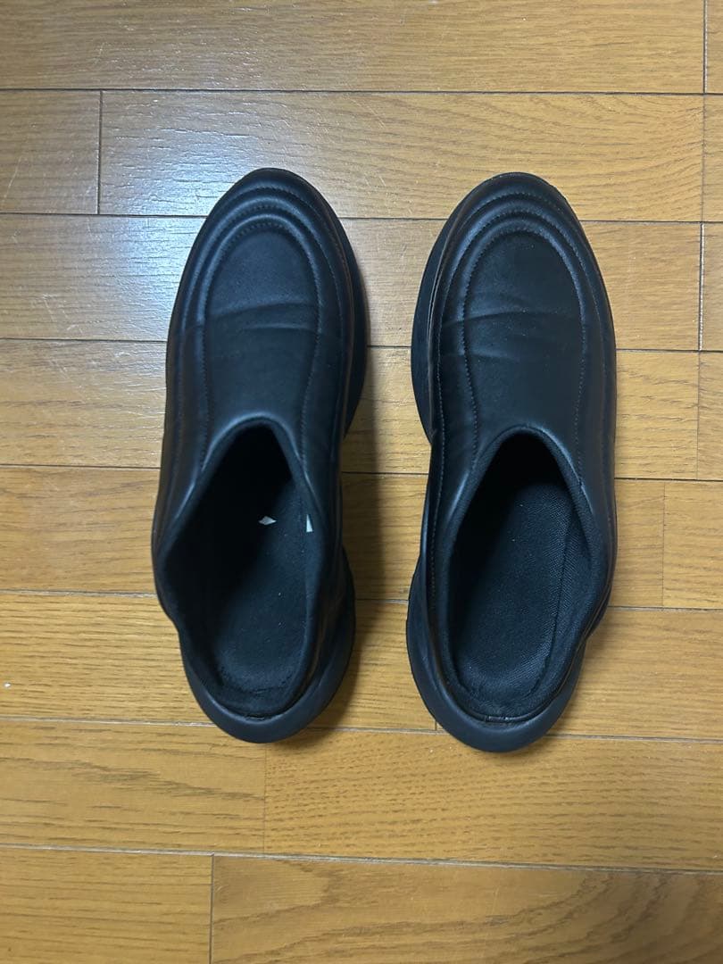 DIESEL ブラック スリッポン スニーカー