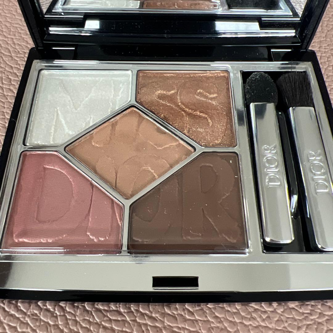 Dior Miss Diorサンク クルールワイルドベージュ664アイシャドウ