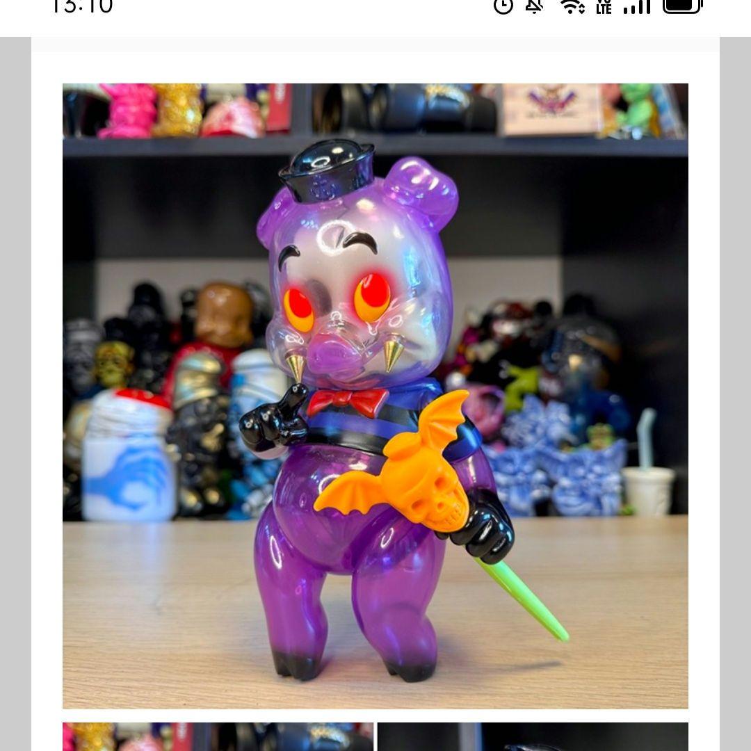 BlackBook Toy Vampire Piggums ソフビ