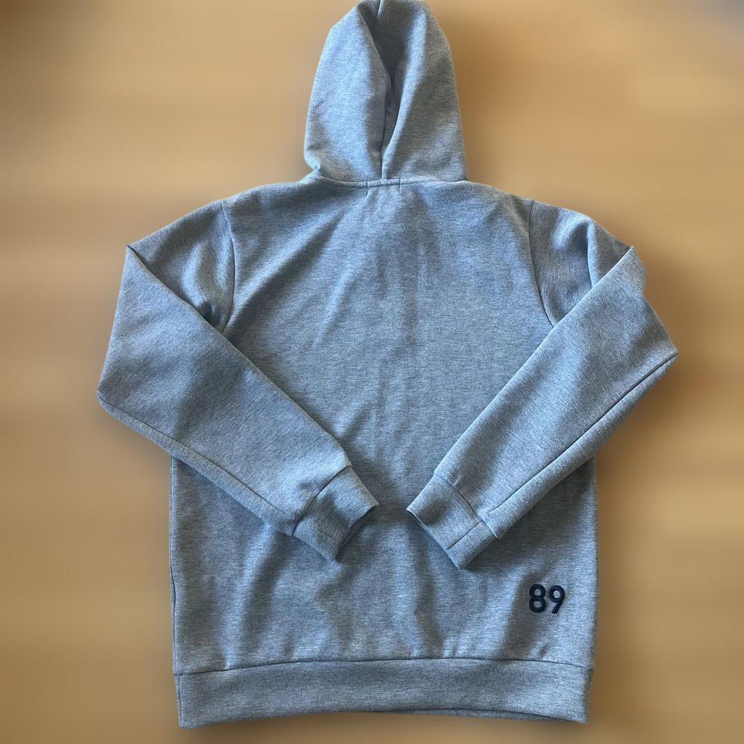 パーリーゲイツ パーカー グレー サイズ5