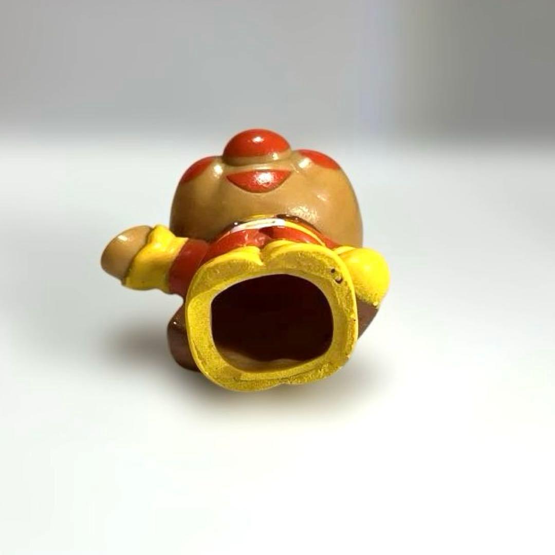 激レア アンパンマン フィギュア 顔（アンパン）をあげるアンパンマン