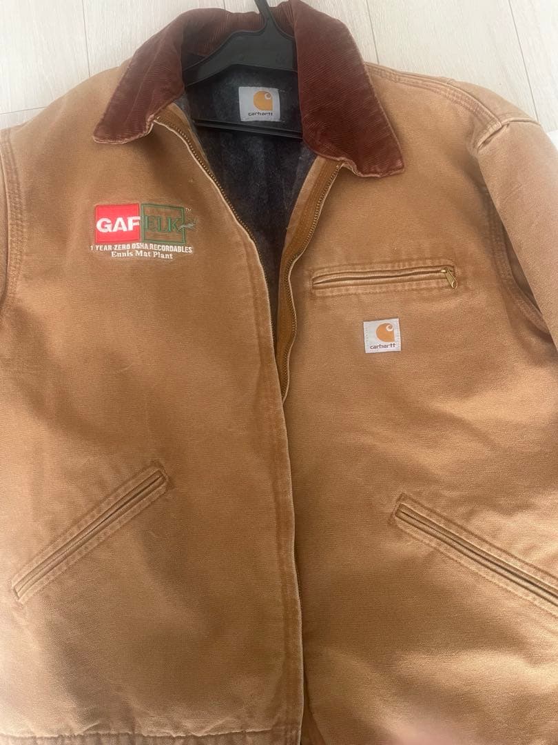 Carhartt GAFロゴブラウンジャケット