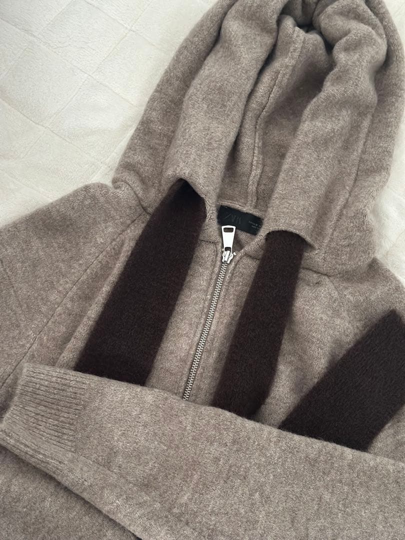 ZARAフード付きタイベルトニットカーディガン リボン パーカー