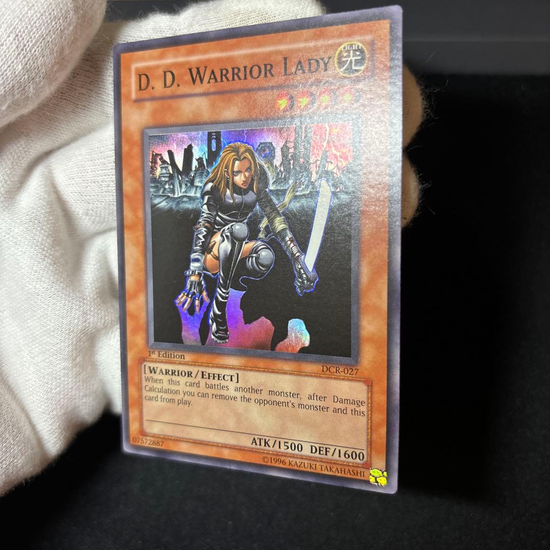 【希少・美品-】異次元の女戦士 英語版 DCR 1st スーパー