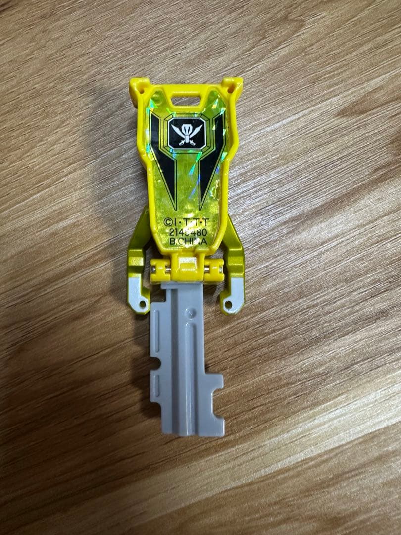 海賊戦隊ゴーカイジャー レンジャーキー ゴーカイイエロー メタリック