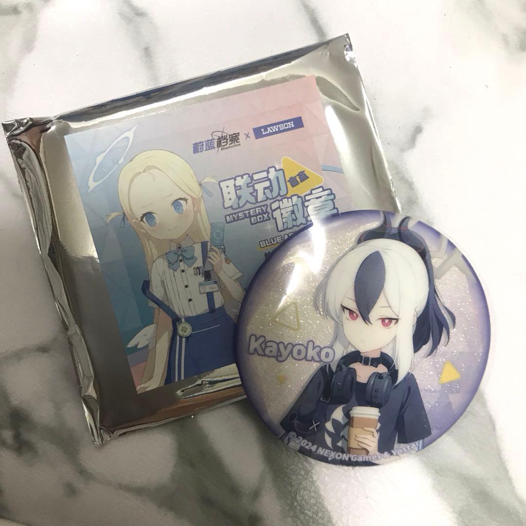 ブルーアーカイブ ブルアカ 中国 ローソンコラボトレーティング缶