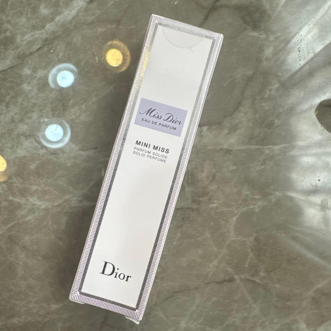【新品】Miss Dior Mini Eau de Parfum ミニミス