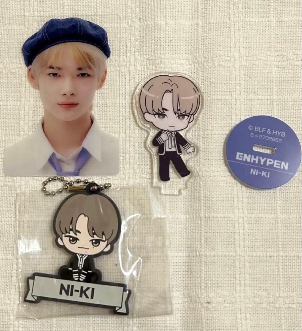 ENHYPEN ニキ グッズセット アクスタ トレカ ラバーチャーム - メルカリ