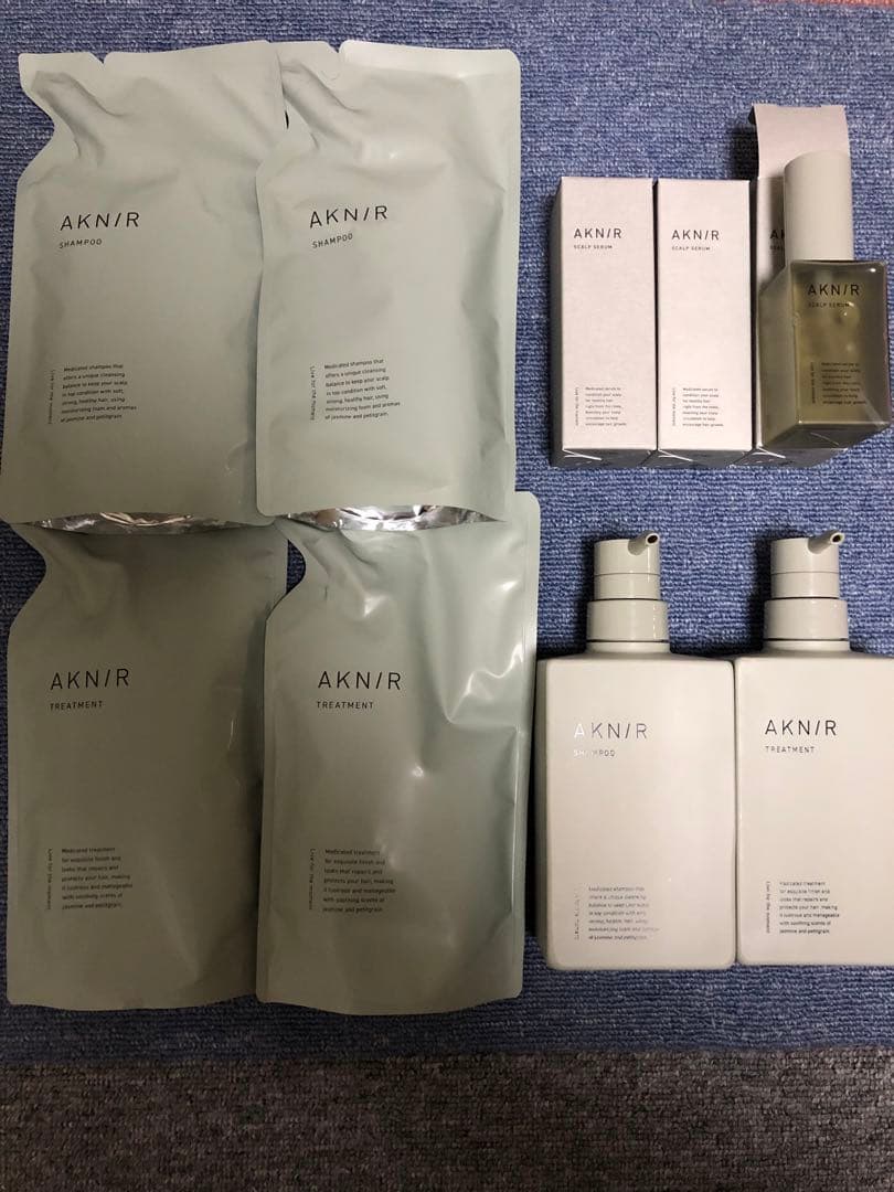 専用アクニーシャンプー×2トリートメント×2スカルプセラム80ml×3 ボトル付